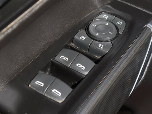 Used 2020 GMC Sierra 1500 AT4 w/ AT4 Premium Package image 18