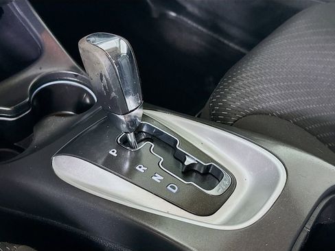 Used 2018 Dodge Journey SE image 22