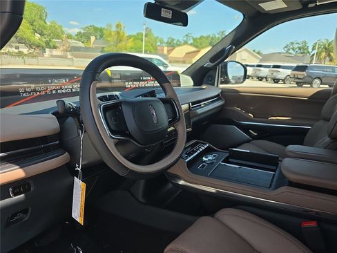 New 2026 Lincoln Navigator Black Label AWD/4WD image 20