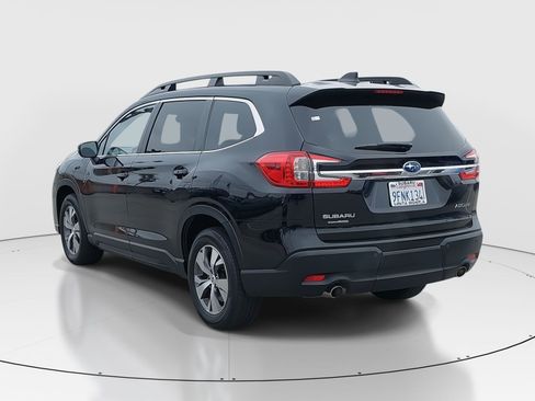 Used 2023 Subaru Ascent Premium w/ Convenience Package image 5