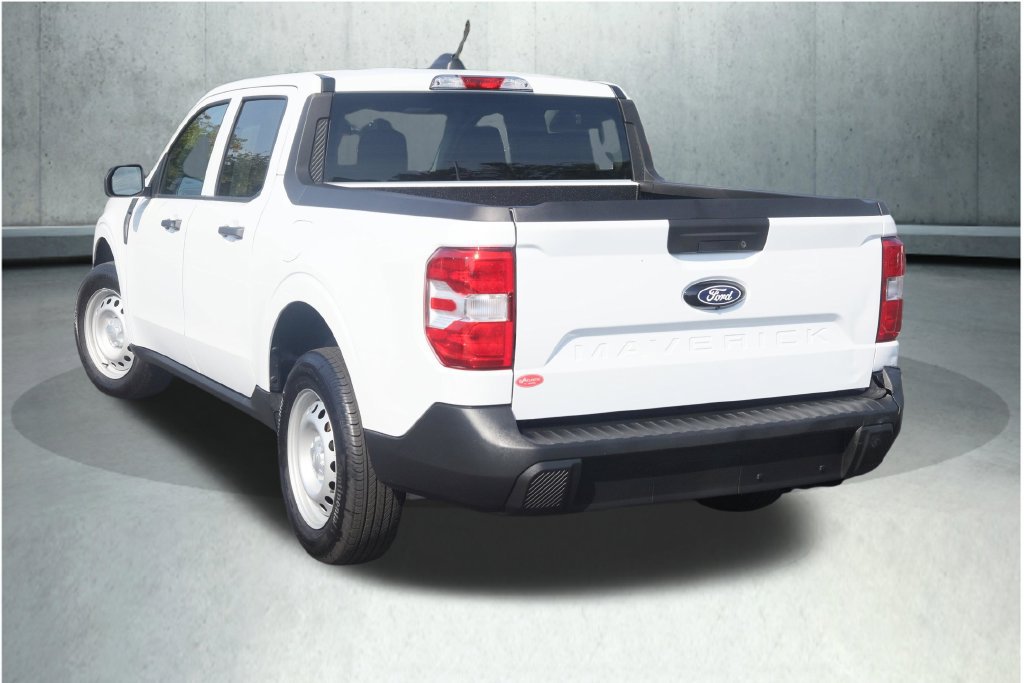 Used 2025 Ford Maverick XL w/ Equipment Group 101A AWD/4WD image 30
