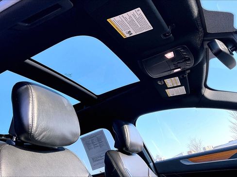 Used 2019 Lincoln MKC Reserve image 29