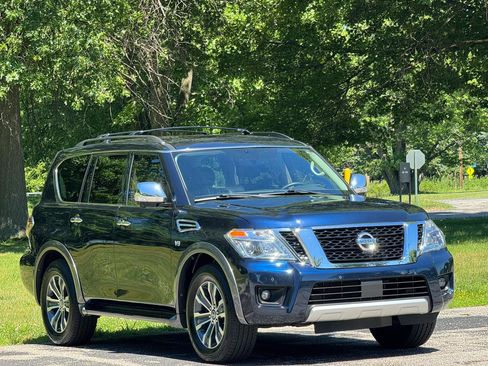 Used 2018 Nissan Armada SL w/ Moonroof Package AWD/4WD image 2