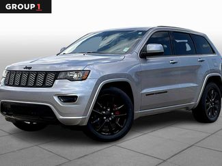 Used 2018 Jeep Grand Cherokee Altitude image 1