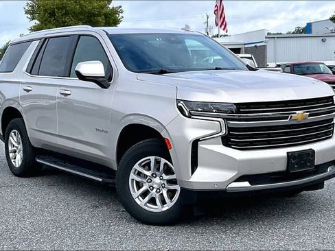 Used 2024 Chevrolet Tahoe LT AWD/4WD image 2