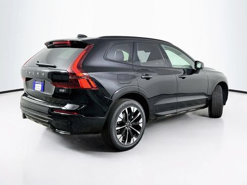 Used 2026 Volvo XC60 B5 Plus w/ Protection Package Premier AWD/4WD image 7