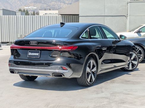 Used 2025 Audi A5 2.0T Premium w/ Convenience Package AWD/4WD image 4