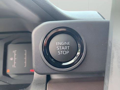 New 2025 Toyota Tacoma SR5 image 21