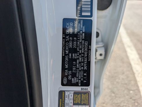 Certified 2017 Kia Forte LX image 30