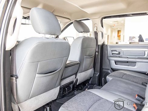 Used 2020 RAM 1500 Classic SLT w/ Luxury Group image 30