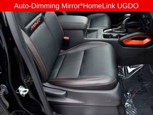 Used 2023 Nissan Frontier PRO-4X w/ Pro-4X Premium Package image 17