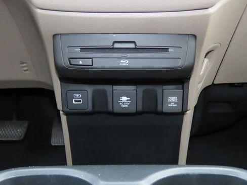 Certified 2023 Honda Odyssey Elite image 24
