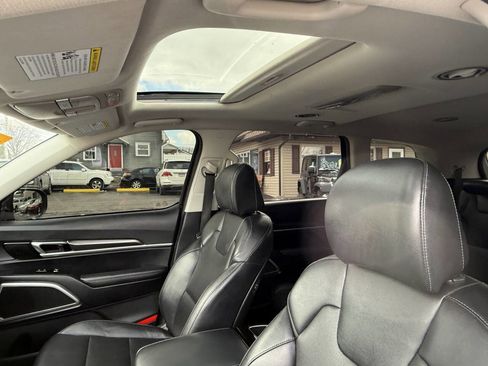 Used 2023 Kia Telluride S w/ S Sunroof Package image 25
