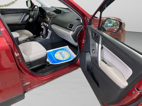 Used 2018 Subaru Forester 2.5i Premium image 27