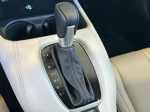 New 2026 Honda HR-V EX-L image 17