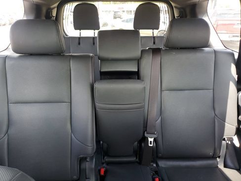 Used 2021 Lexus GX 460 Premium w/ Premium Package AWD/4WD image 8