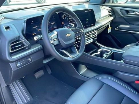 New 2026 Chevrolet Traverse LT w/ LPO, Floor Liner Package FWD image 10