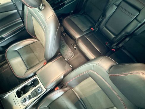 Used 2022 Ford Explorer ST-Line w/ Class IV Trailer Tow Package image 20