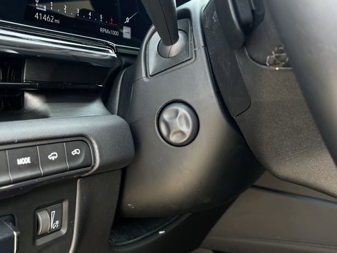 Used 2023 Cadillac Escalade Sport w/ Touring Package image 19