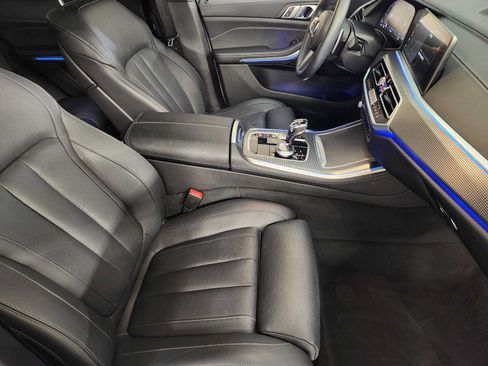 Used 2022 BMW X5 sDrive40i w/ M Sport Package RWD image 3