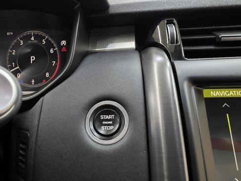 Used 2020 Land Rover Discovery Landmark AWD/4WD image 41