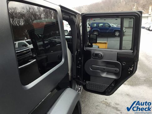 Used 2010 Jeep Wrangler Unlimited Sport image 35
