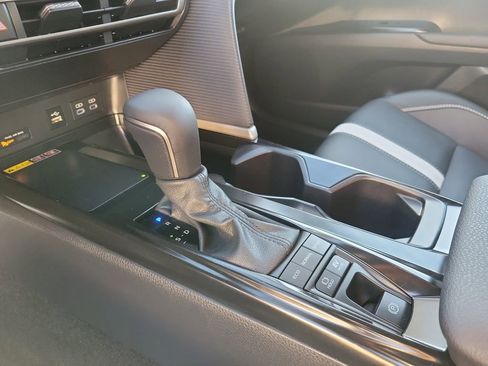 Used 2026 Toyota Camry SE w/ Multimedia Upgrade Package image 31