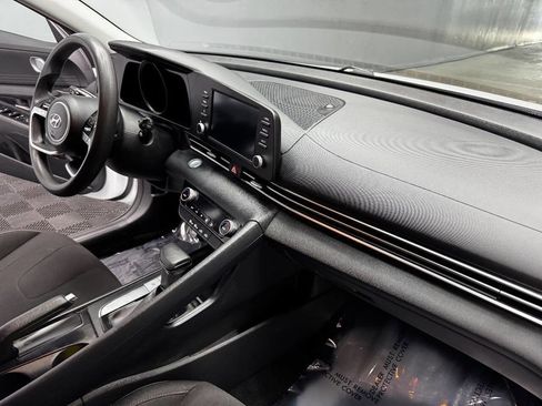 Used 2021 Hyundai Elantra SEL image 54