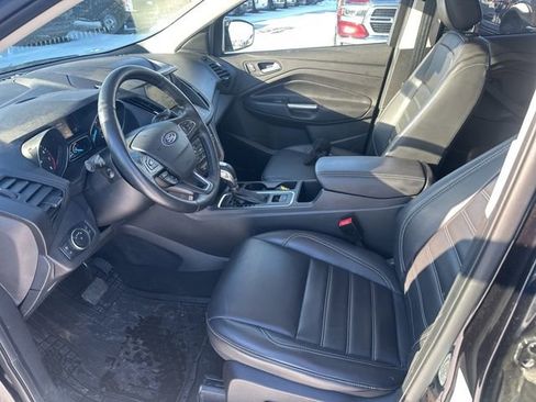 Used 2019 Ford Escape SEL image 10
