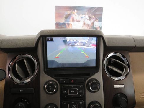 Used 2015 Ford F250 Lariat w/ Lariat Ultimate Package image 21