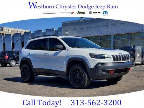 Certified 2020 Jeep Cherokee Trailhawk w/ Cold Weather Group image 1