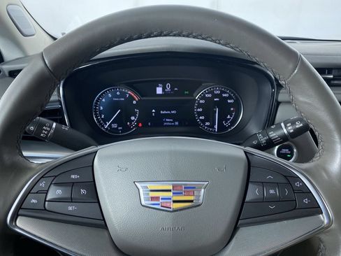 Certified 2024 Cadillac XT5 Premium Luxury w/ LPO, Floor Liner Package AWD/4WD image 3