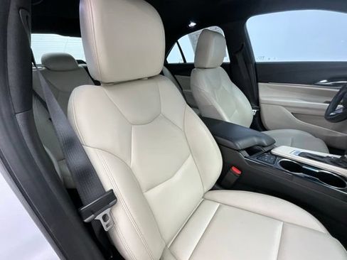 Used 2021 Cadillac CT4 Luxury w/ Sun And Sound Package RWD image 15