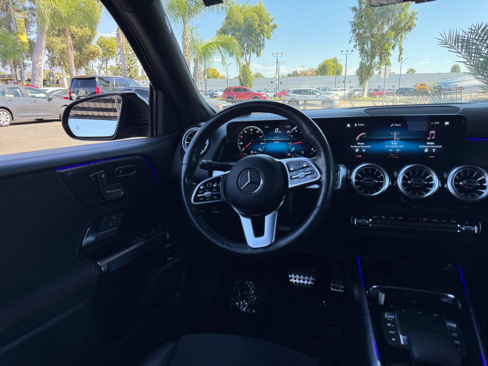 Used 2023 Mercedes-Benz GLB 250 image 22