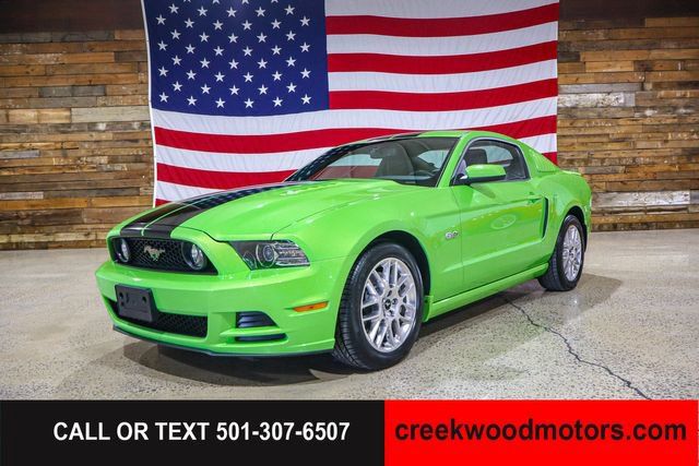 Used 2013 Ford Mustang GT Premium w/ Security Pkg RWD image 9