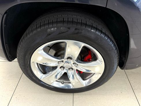 Used 2014 Jeep Grand Cherokee SRT image 29