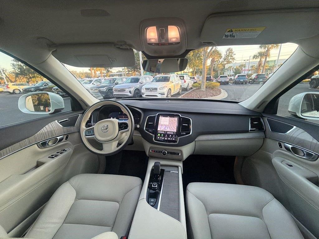Used 2024 Volvo XC90 T8 Plus w/ Protection Package Premier AWD/4WD image 16