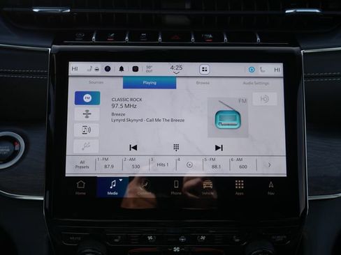 New 2025 Jeep Grand Cherokee Overland w/ Adv Protech Group III image 23