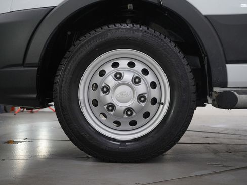 Used 2023 Ford Transit 250 Low Roof AWD w/ Exterior Upgrade Package image 25