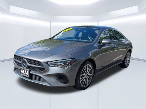 Used 2025 Mercedes-Benz CLA 250 4MATIC image 8
