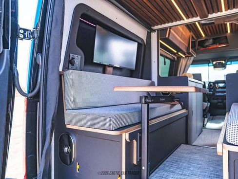 Used 2024 Mercedes-Benz Sprinter 2500 image 62