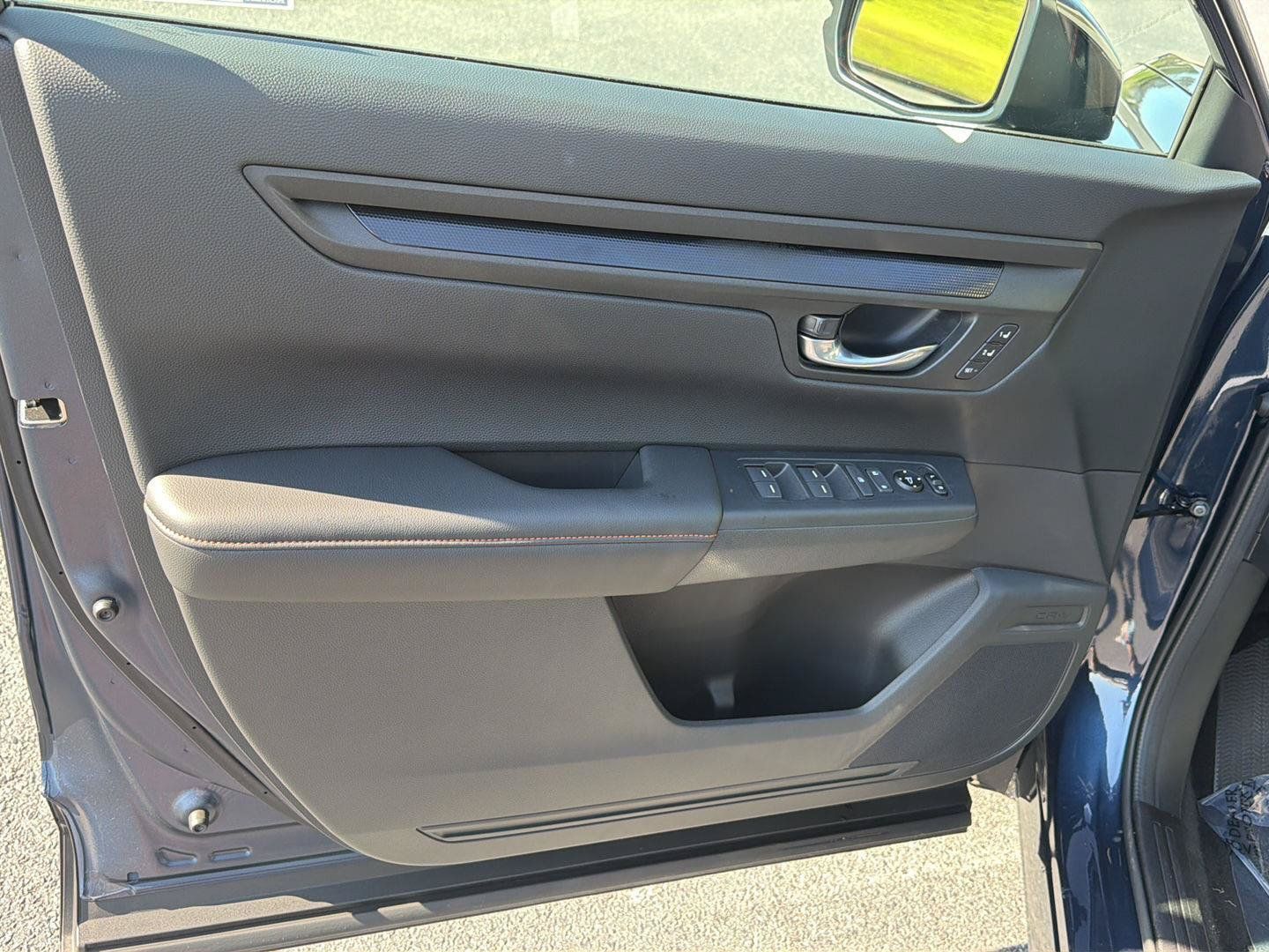 Used 2026 Honda CR-V Sport-L image 16