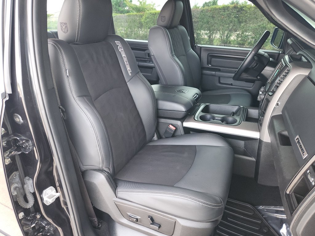 Used 2018 RAM 1500 Rebel w/ Luxury Group RWD image 16
