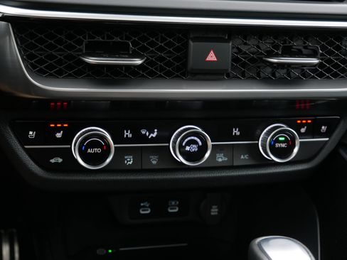 Certified 2025 Acura ADX A-Spec image 23