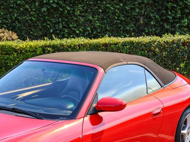 Used 2003 Porsche 911 Carrera RWD image 11