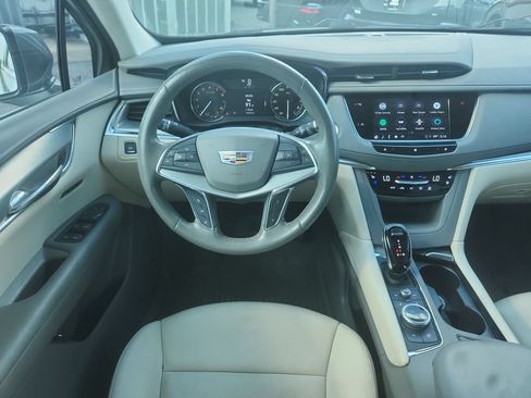 Used 2021 Cadillac XT5 Premium Luxury w/ LPO, Floor Liner Package FWD image 2
