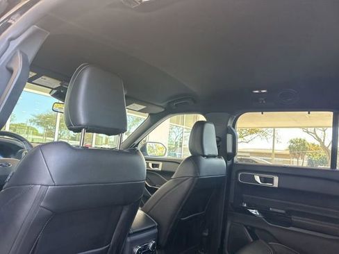 Used 2021 Ford Explorer ST image 9