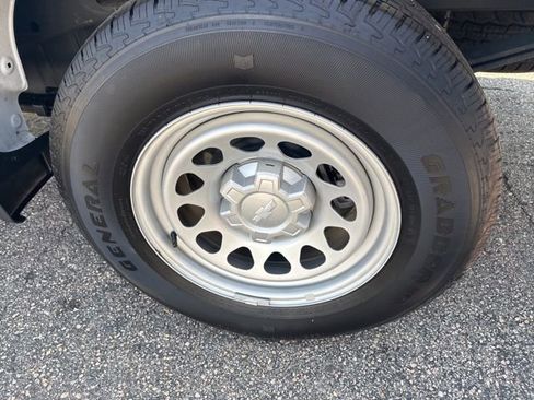 New 2024 Chevrolet Silverado 1500 W/T w/ WT Value Package image 8