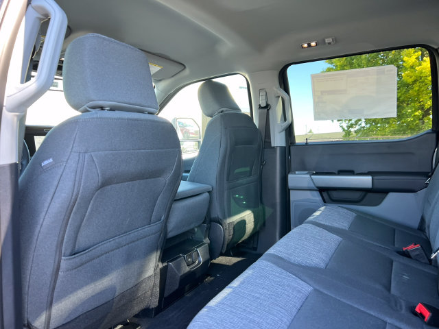 New 2026 Ford F550 4x4 Crew Cab w/ XLT Value Package image 37