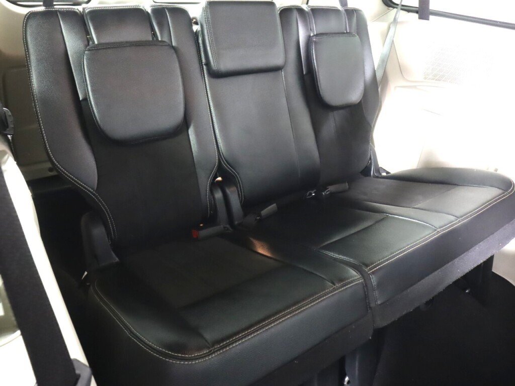 Used 2019 Dodge Grand Caravan SXT FWD image 34